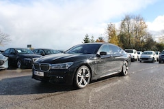 Bild des Angebotes BMW 750 i xDrive M-PAKET VOLL AUSSTATTUNG