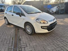 Bild des Angebotes Fiat Punto Active