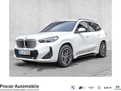 Bild des Angebotes BMW iX1 eDrive20 M Sport HUD AHK DA+ H/K 360°Kamera