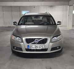 Bild des Angebotes Volvo V70 D5 Momentum