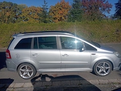 Bild des Angebotes Opel Zafira 2.2 Sport