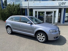 Bild des Angebotes Audi A3 Sportback 1.6 FSI Attraction Klimaaut.