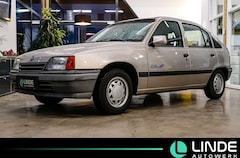 Opel Kadett 1.4 | 1.HAND 1932 | KASETTE | 13 ALU