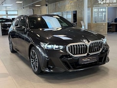 Bild des Angebotes BMW i5 40 xDrive M Sport H&K HUD AHK Cockpit Pro