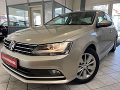Bild des Angebotes VW Jetta VI 2.0 TDI BMT HU NEU /Zahnr.NEU /DSG NEU