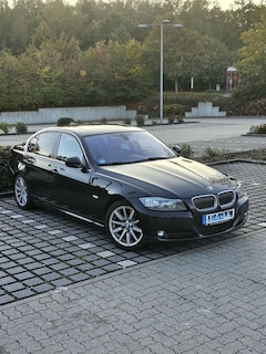Bild des Angebotes BMW 325 e90Lci/3.0/Aut/StdHz/H/K/Voll/Stkette Bei 300k Neu