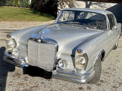 Bild des Angebotes Mercedes-Benz 250 W111 250 SE Coupe