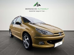 Bild des Angebotes Peugeot 206 1.6 SW Kombi Tendance/KLIMA/ZV/ZAHNR. 135tkm