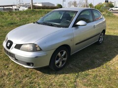 Bild des Angebotes SEAT Ibiza 1.4 16V Stella Klima Alufelgen Servo