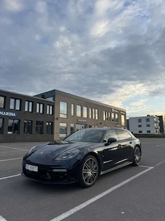 Bild des Angebotes Porsche Panamera 4 E-Hybrid Sport Turismo