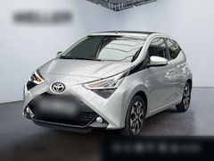 Bild des Angebotes Toyota Aygo x-play Team Deutschland*Faltdach*Kamera*Alu*