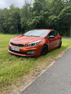 Bild des Angebotes Kia Ceed / cee'd 1.4 CVVT Attract