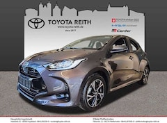 Bild des Angebotes Toyota Yaris Hybrid 1.5 VVT-i Team Deutschland - plus C LED ACC