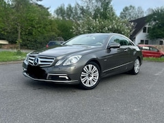 Bild des Angebotes Mercedes-Benz E 250 CGI Coupe BlueEFFICIENCY Automatik Elegance
