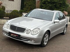 Bild des Angebotes Mercedes-Benz E 240 Limousine*RENTNER*XEN*SCHIEBEDACH*TÜV6/27*