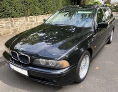 Bild des Angebotes BMW 525 | 525i touring