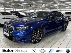 Bild des Angebotes BMW M5 M-Drive 20''/21'' Pano B&W Compound-Bremse IconGlo