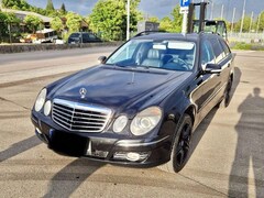 Bild des Angebotes Mercedes-Benz E 320 E-Klasse T-Modell Diesel T CDI 7G-TRONIC Avantgarde DPF