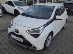 Bild des Angebotes Toyota Aygo x-play Team D