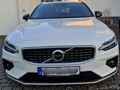 Bild des Angebotes Volvo V60 R Design 250 PS, mit Garantie