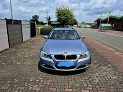 Bild des Angebotes BMW 318 318d DPF Touring Edition Lifestyle