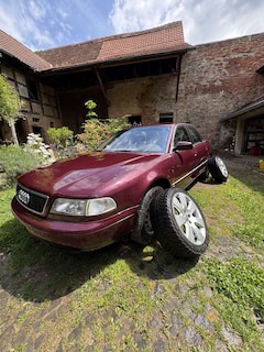 Audi A8 4.2 quattro