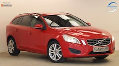 Bild des Angebotes Volvo V60 1.6 T3 150PS Kinetic Klima SHZ