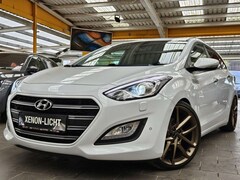 Bild des Angebotes Hyundai i30 I30 CW Premium Sport CRDi Autom. Navi Xenon 19"