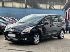 Bild des Angebotes Peugeot 5008 *7-Sitze*TV/Video*Panorama*Klimaauto*Alu*Sitzheizg