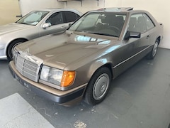 Bild des Angebotes Mercedes-Benz CE 230 C124 H-Zulassung 1.Hd. Velours Brasil eSSD