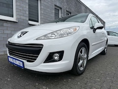Bild des Angebotes Peugeot 207 Urban Style KLIMA/ALLWETTER/USB mit nur 79000KM!!!