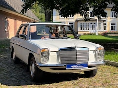 Bild des Angebotes Mercedes-Benz 200 W115 /8, top Originalfahrz. nur 81.000 Km!!!