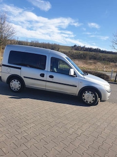 Bild des Angebotes Opel Combo 1.6 Tour