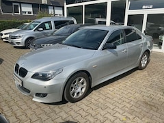 Bild des Angebotes BMW 523 Lim. Autom. M-Paket-Umbau Individual Lenkrad