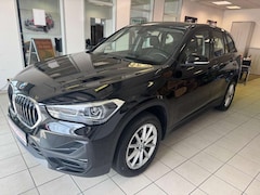 Bild des Angebotes BMW X1 Baureihe 18i / NAVI/ SCHECKHEFT / LED /