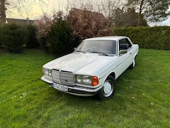 Bild des Angebotes Mercedes-Benz CE 230 W123 *Winterangebot* Oldtimer mit H-Zulassung