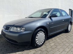 Bild des Angebotes Audi A3 1.6 Attraction Klimaautomatik/LM+M&S/TÜV NEU...