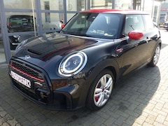Bild des Angebotes MINI John Cooper Works John Cooper Works 2.0 Essential Trim Aut.*PANO*NAV