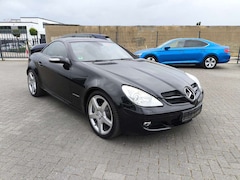 Bild des Angebotes Mercedes-Benz SLK 200 K,OMA AUTO,2 HD,SITZHEIZUNG,LEDER