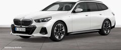 Bild des Angebotes BMW 540 d xDrive Tour |Carbonleisten |Shz vo + hi |Bowers