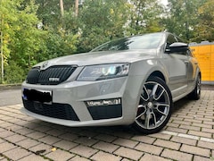 Bild des Angebotes Skoda Octavia Combi 2.0 TDI (Green tec) DSG RS