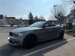 Bild des Angebotes BMW 120 120d Cabrio Aut. Grau Schw. Alufelgen