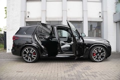 Bild des Angebotes BMW X5 xDrive50e M SPORT PRO-LUFTF-PANO-CARBON-ACC