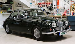 Jaguar MK II 240