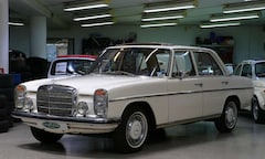 Bild des Angebotes Mercedes-Benz 200 /8