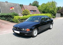 Bild des Angebotes BMW 528 i 1Hd Xen*NappaKomfort*MFahrw*Servotro*BMW SH
