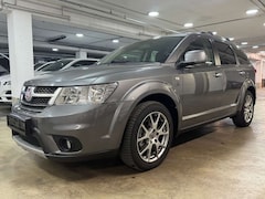 Bild des Angebotes Fiat Freemont AWD Leder~Navi~Automatik~AHK~Klima~DVD