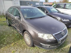 Bild des Angebotes VW Passat 2.0 TDI KLIMAA SHZ NAVI EURO-4 TEMP Comfortline
