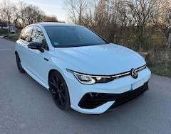 Bild des Angebotes VW Golf VIII Lim. R 4Motion