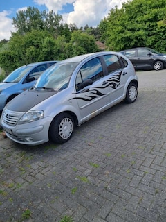 Bild des Angebotes Citroen C3 Confort mit Neu TÜV, Klima